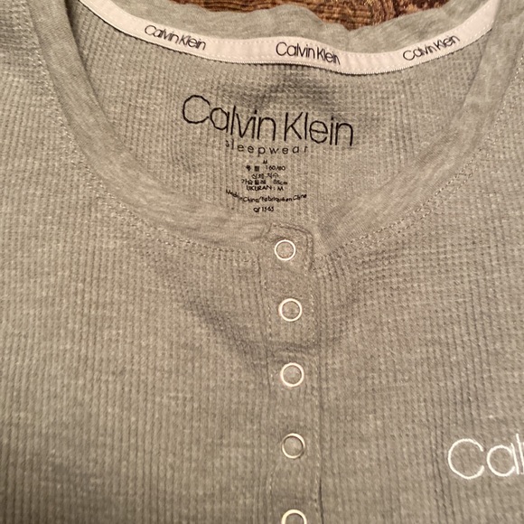 Calvin Klein lounge set - Picture 6 of 8